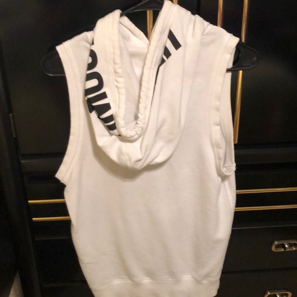 Under Armour women’s tank top - Picture 2 of 4
